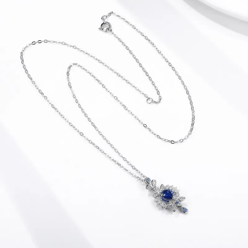 Original Design Natural Sapphire Necklace Female Flower Shaped Small Group Luxury