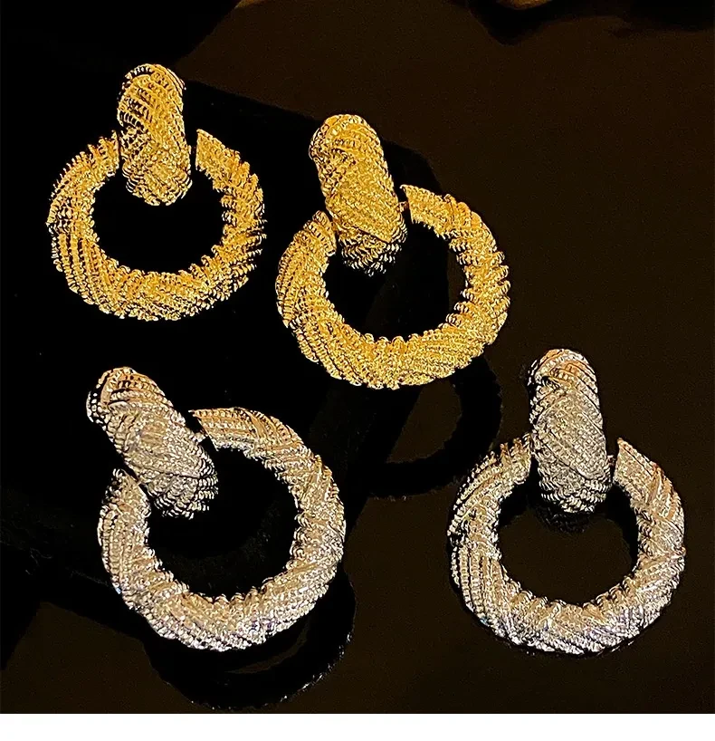 Exaggerated High-grade Round Ring Earrings Simple Graceful Elegant Light Luxury