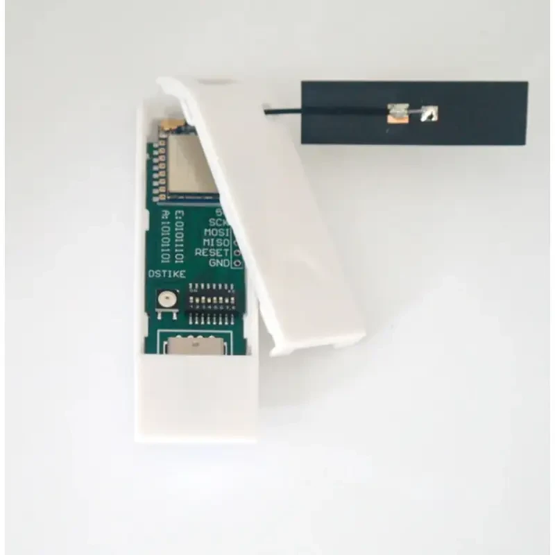 DSTIKE WIFI DUCK V3 | ESP8266+Atmega32u4 Development Board Suitable for Mounting Positions and Easy to Install Development Board