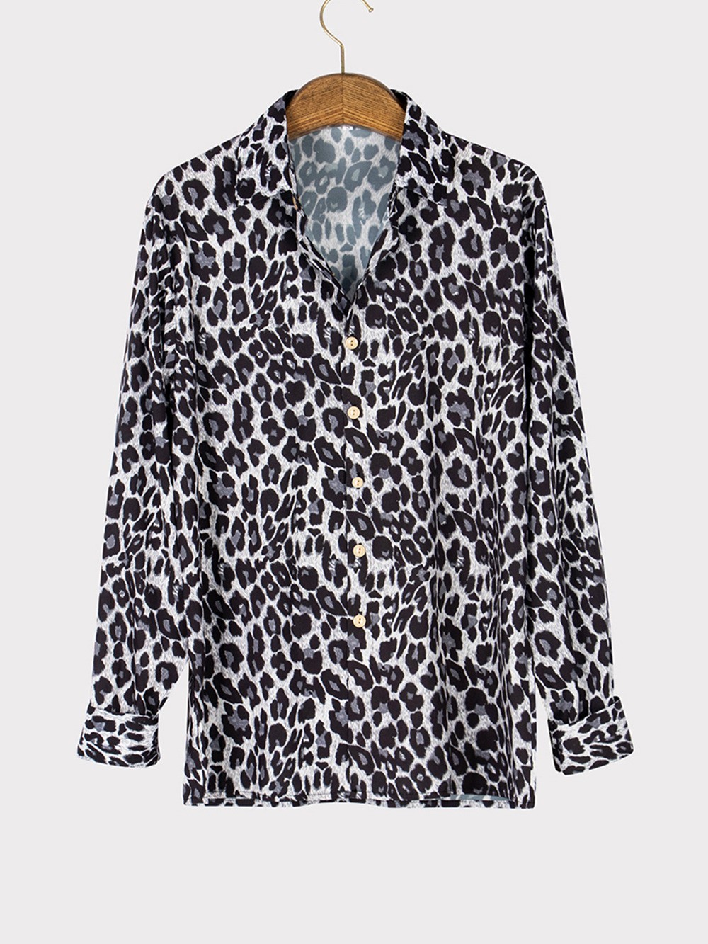 Wild Elegance: Men's Leopard Print Long Sleeve Shirt