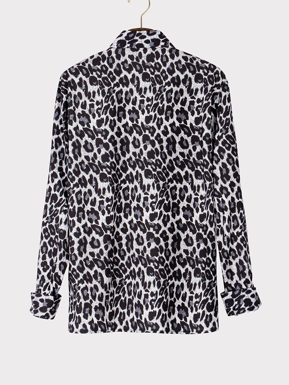 Wild Elegance: Men's Leopard Print Long Sleeve Shirt