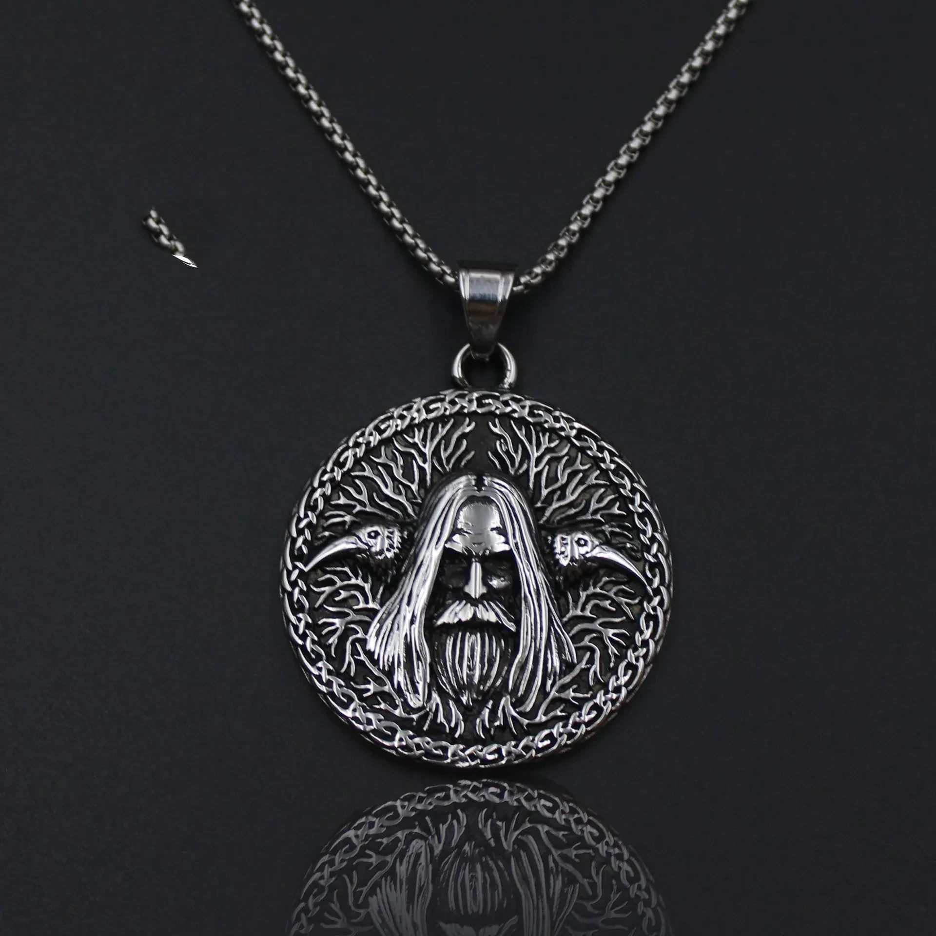 Viking Old Head Statue Pendant Men's Titanium Steel Necklace