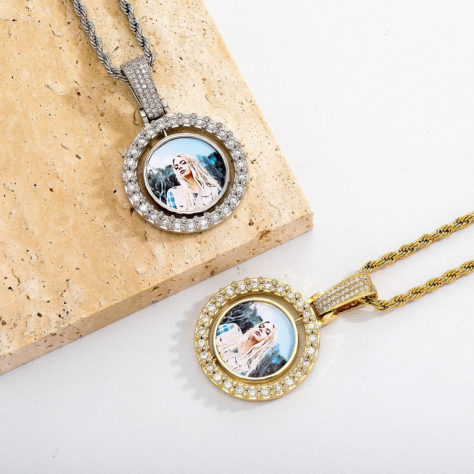 Rotating Pendant Necklace Couples Commemorative Gift
