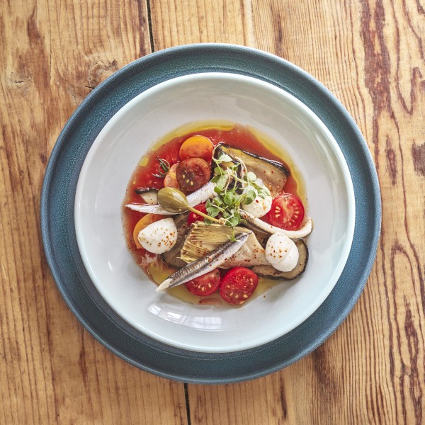 Large Plate 25cm - Blue Flame/Ivory - Emile Henry