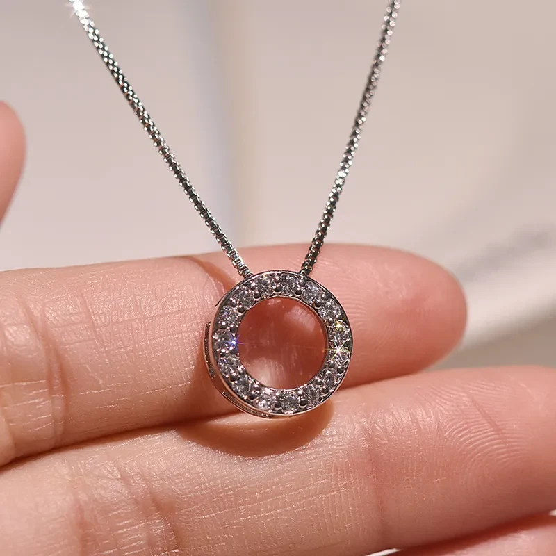 Simple temperament full diamond circle pendant
