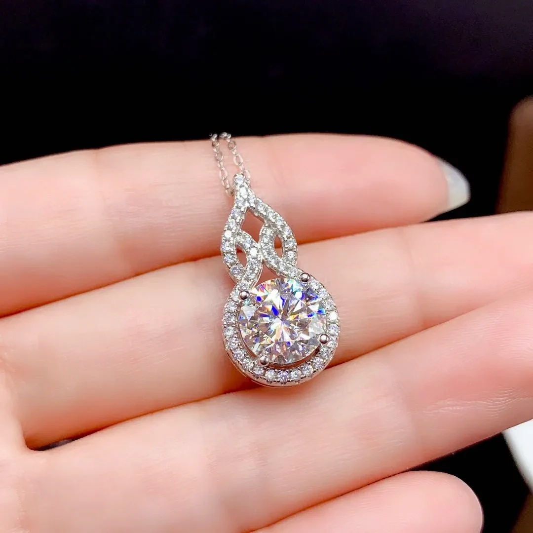 Classic Moissanite Diamond Pendant Female Crystal