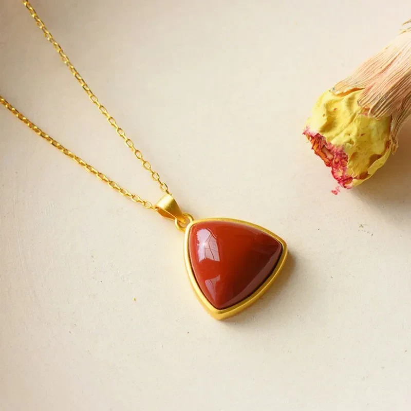 Natural And Tennant Red Pendant Necklace