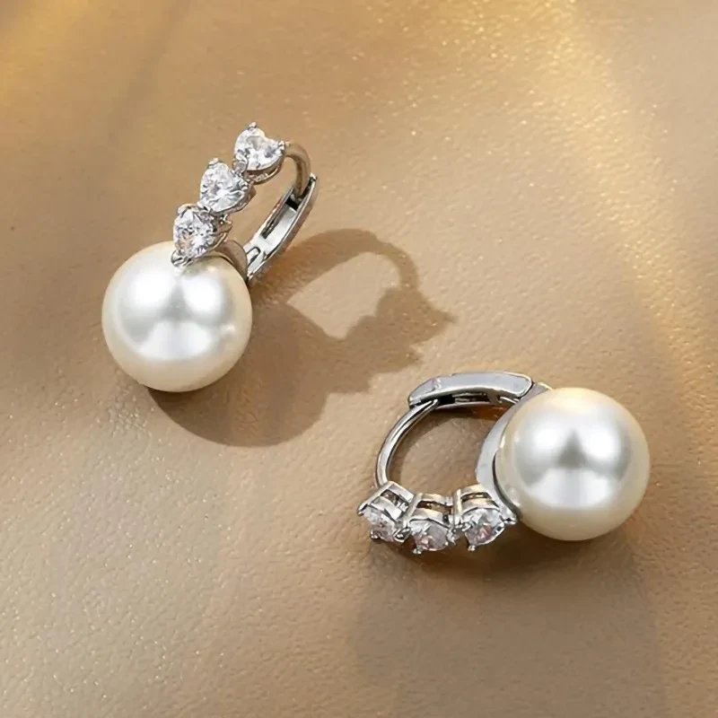 Love Women's Imitation Pearl Inlaid Zircon Earrings