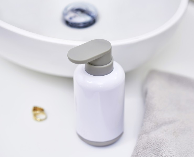 Soap Dispenser - Joseph Joseph Duo
