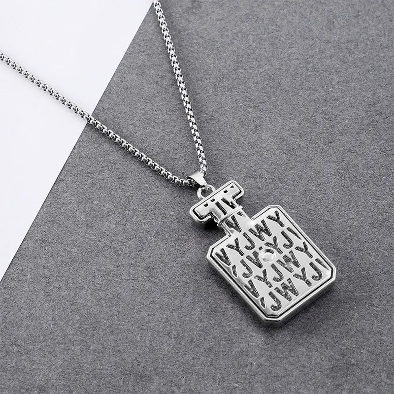 Women's Fashion Ins Fashionable Hollow Pendant