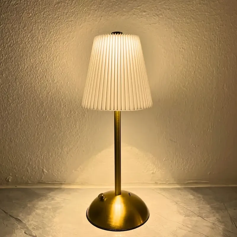 Scandinavian-Inspired Vintage Pleated Table Lamp