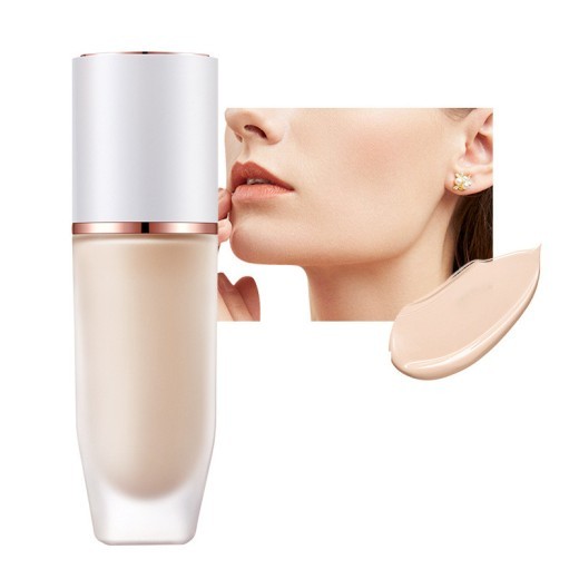 Concealer Modifies The Skin And Brightens The Complexion Foundation