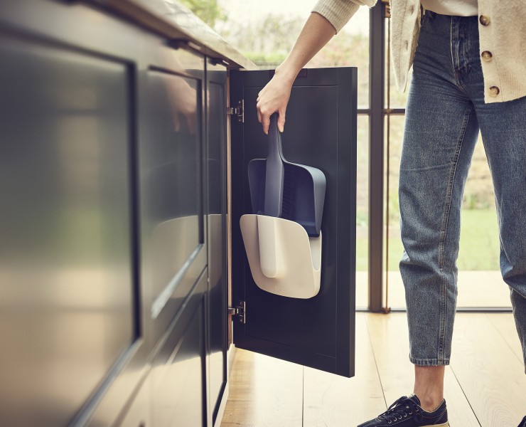 CleanStore Dustpan & Brush  - Joseph Joseph