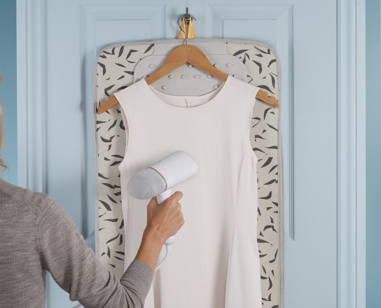 Swift Ironing Mat - Ecru Scatter - Joseph Joseph