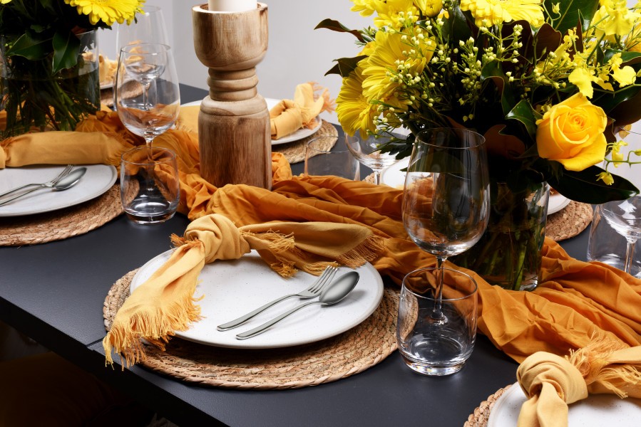 12 Pack Aero Dawn Steak Knife  - Tablekraft