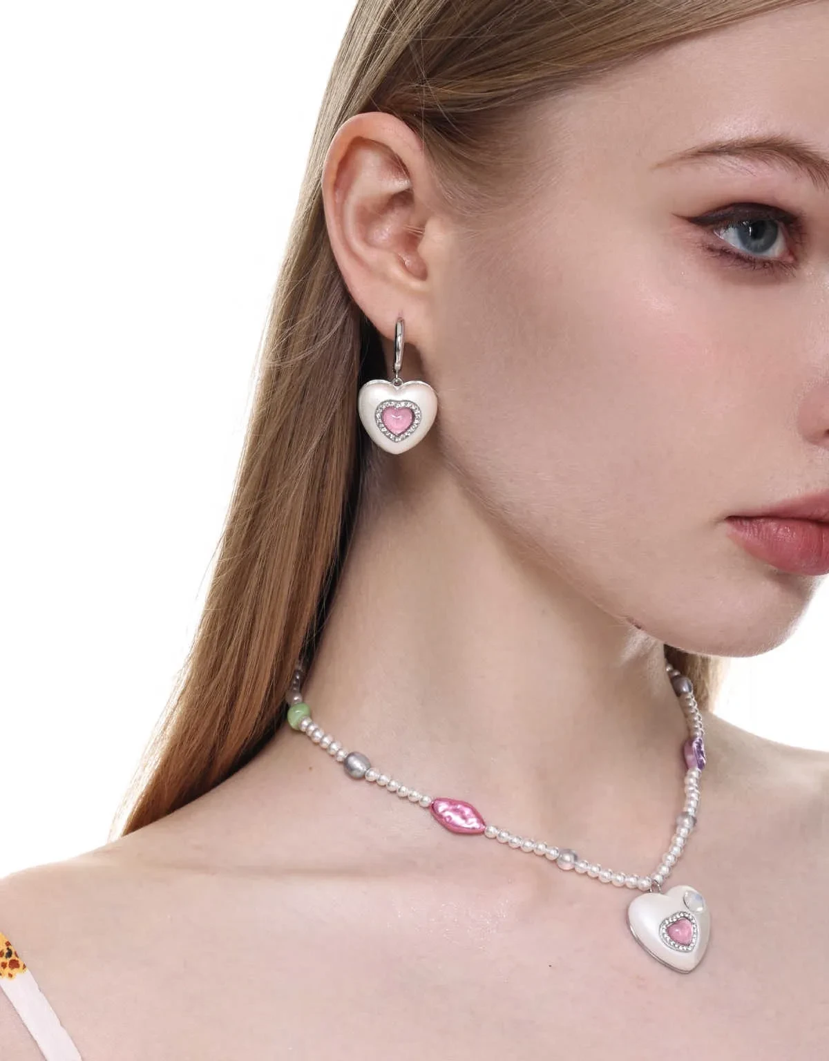 Original Design Pearl Inlaid Love Cat Eye Earrings