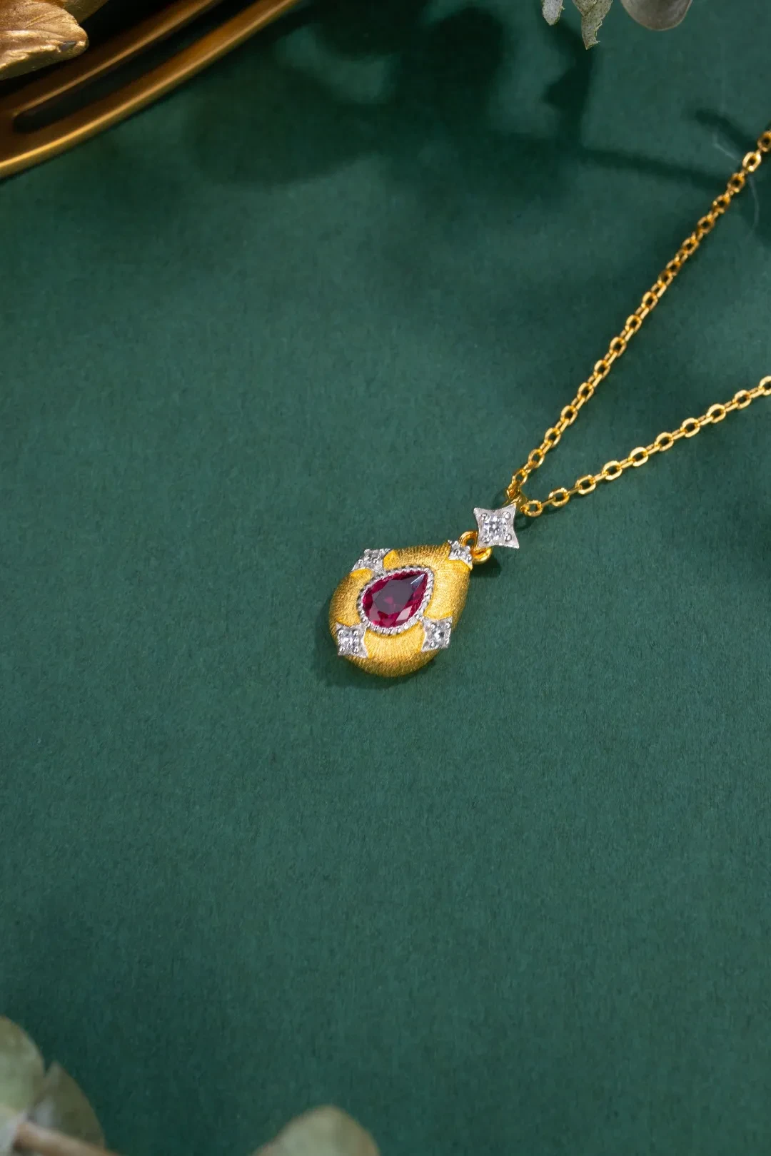 925 Silver Plated Star Pendant Necklace