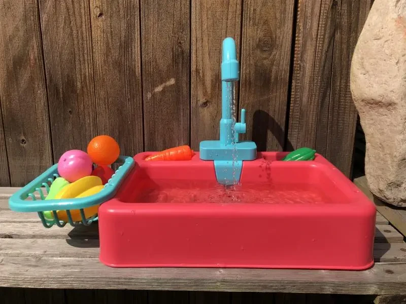 Parrot bath tub toy