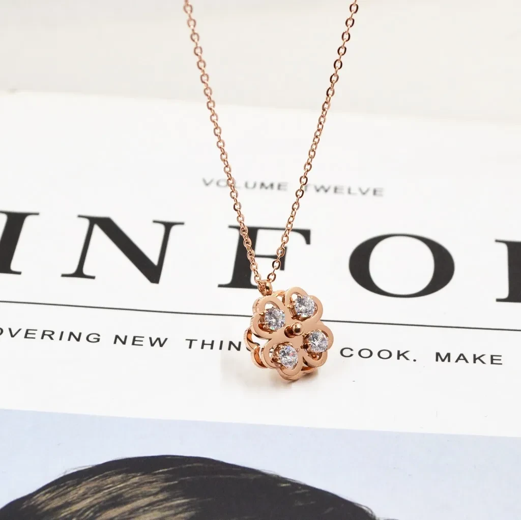 Rose Gold Jewelry Rotatable Steel Pendant