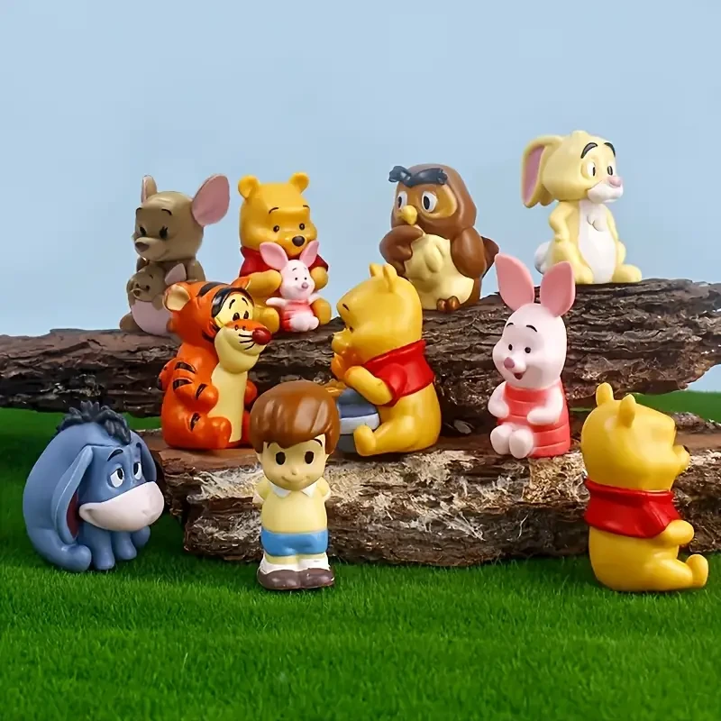 10 Winnie the Pooh Figurine Decorations