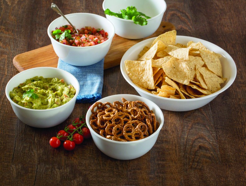 Winter Frost Vitrelle Bowl Serving 950ml - Corelle