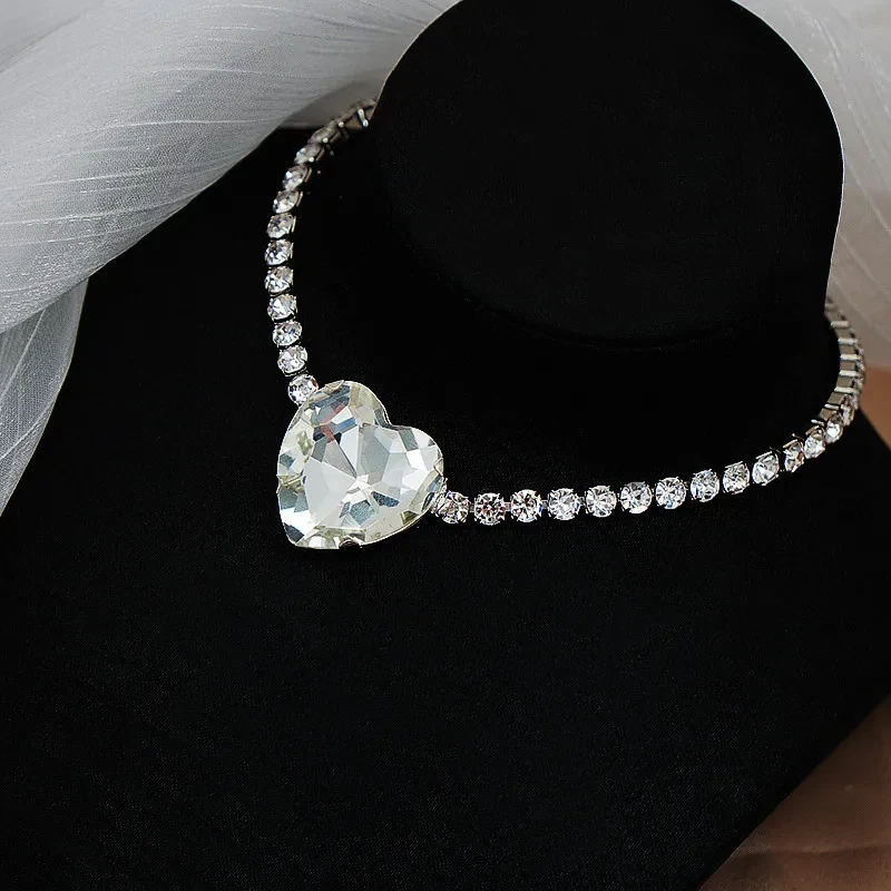 Luxury Big Heart Necklace Women's Wedding Dress All-match Clavicle Chain