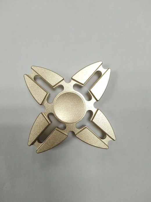 Fashion Personality Four-leaf Fingertip Gyro Toy