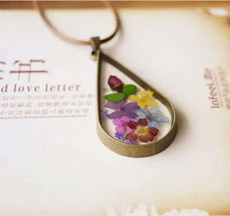 Vintage Natural Dried Flower Necklace Sweater Chain