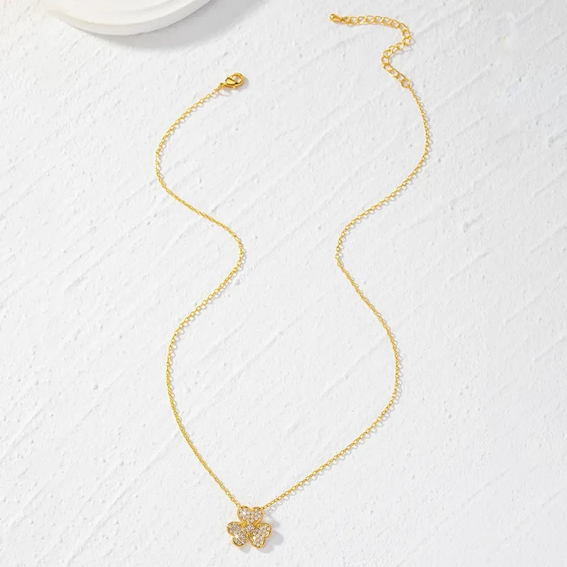 Personalized Simple Lucky Clover Pendant Necklace