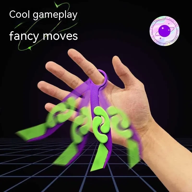 Folding Butterfly Claw Blade Decompression Toy