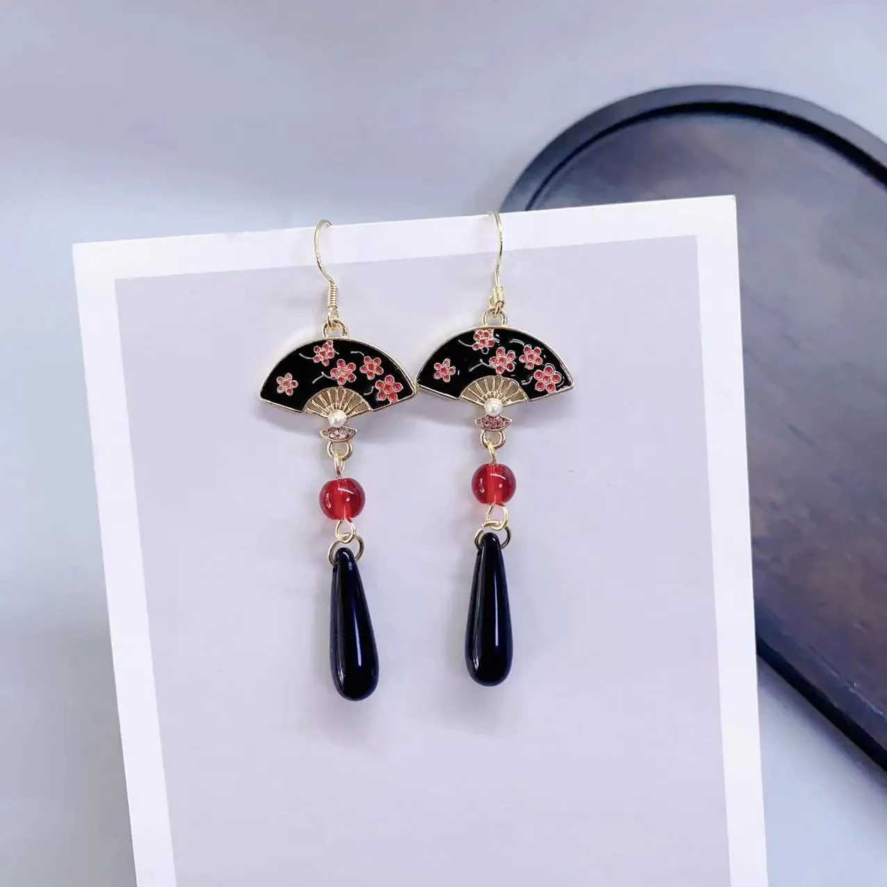 Chinese Style Retro Plum Blossom Scallop Earrings Women's New Chinese Style