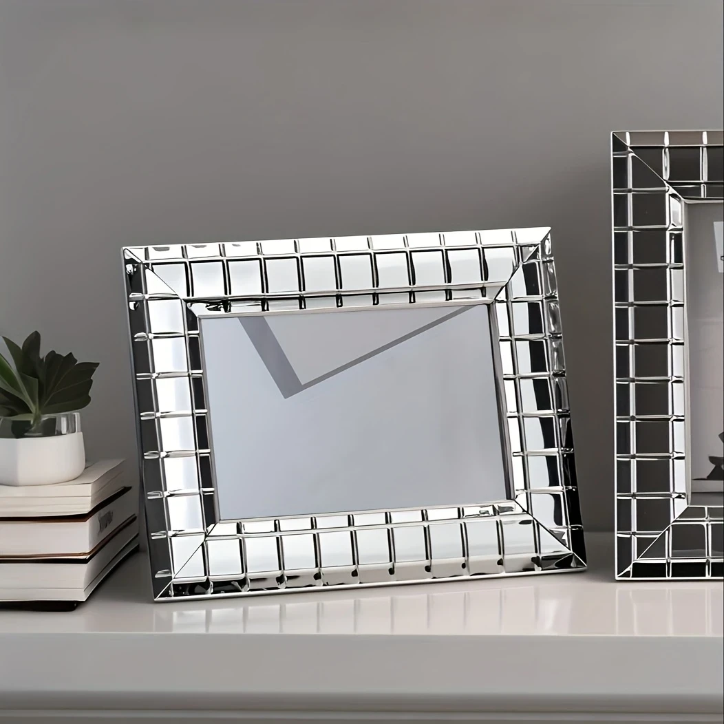 6-inch and 7-inch European-style High-end Exquisite Metal Iron Photo Frames with Stands  Silvery Framed Luxury Glass Photo Frame for Portraits & Landscapes, Perfect for Festival Gifts & Precious Photo Memories