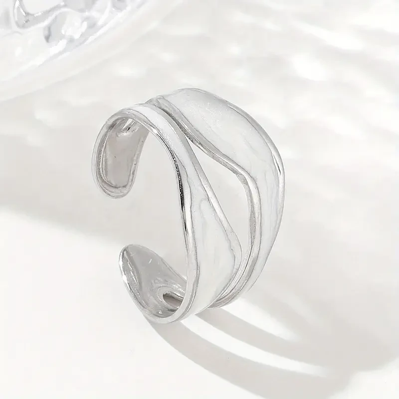 Exquisite Enamel Creative Stainless Steel Adjustable Ring for Men: A Modern Fashion Statement