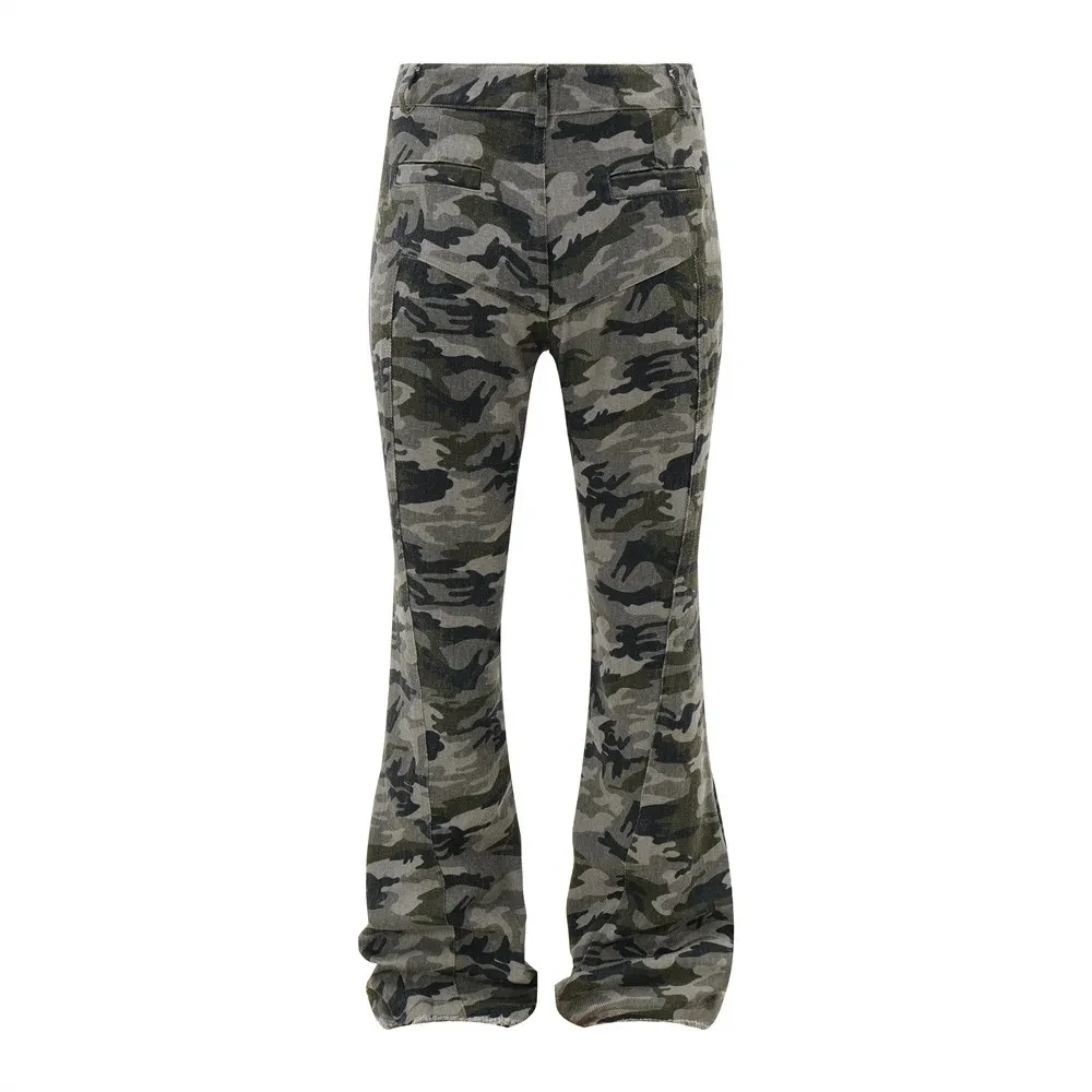 Plus Size Camo Pants Outfit