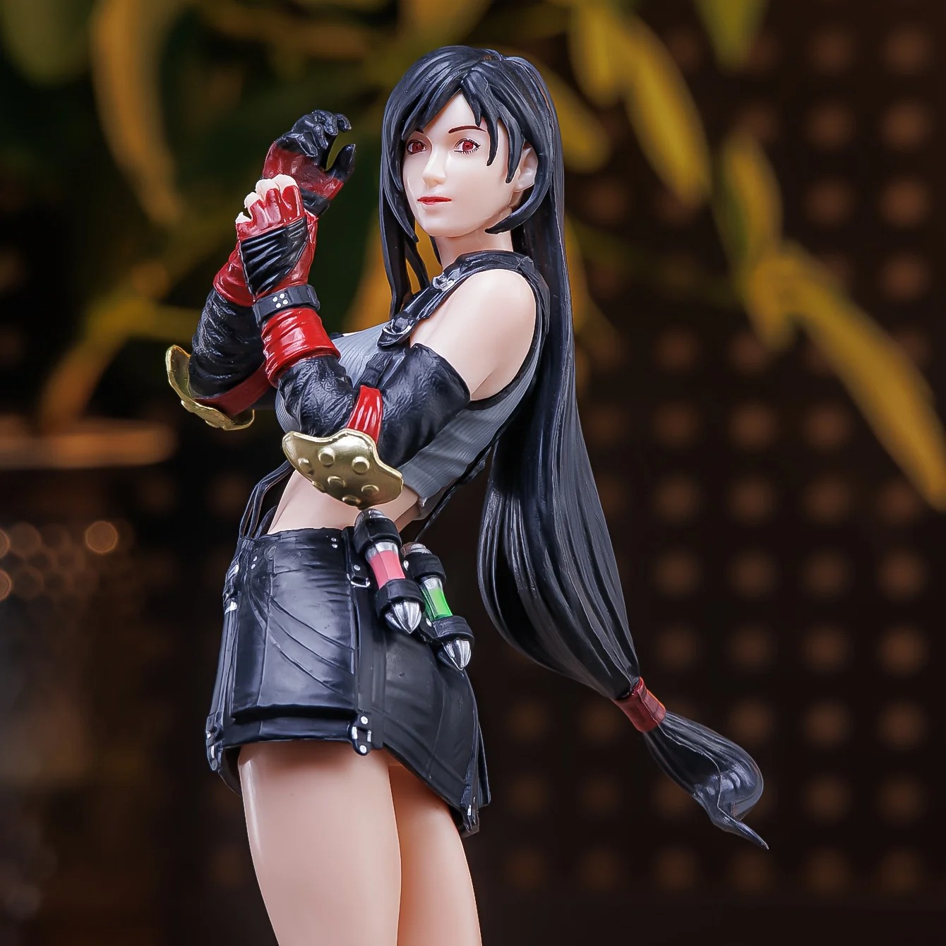 FF7 Tifa Female Fighter Anime Statue Figure
