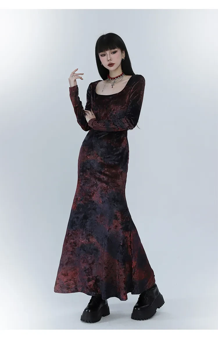 Red and black dress design