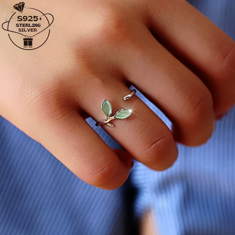 Elegant S925 Silver Womens Wedding Band with Green Teardrop Design  Minimalist Open Ring for Daily Wear