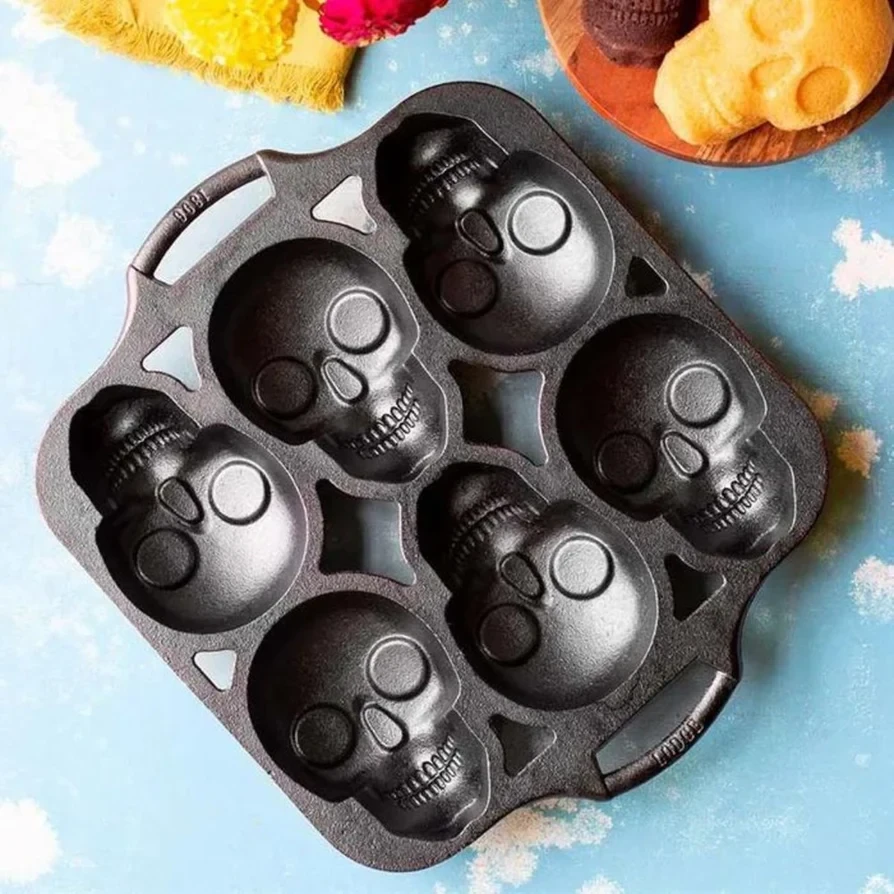 Skull Cake Pan