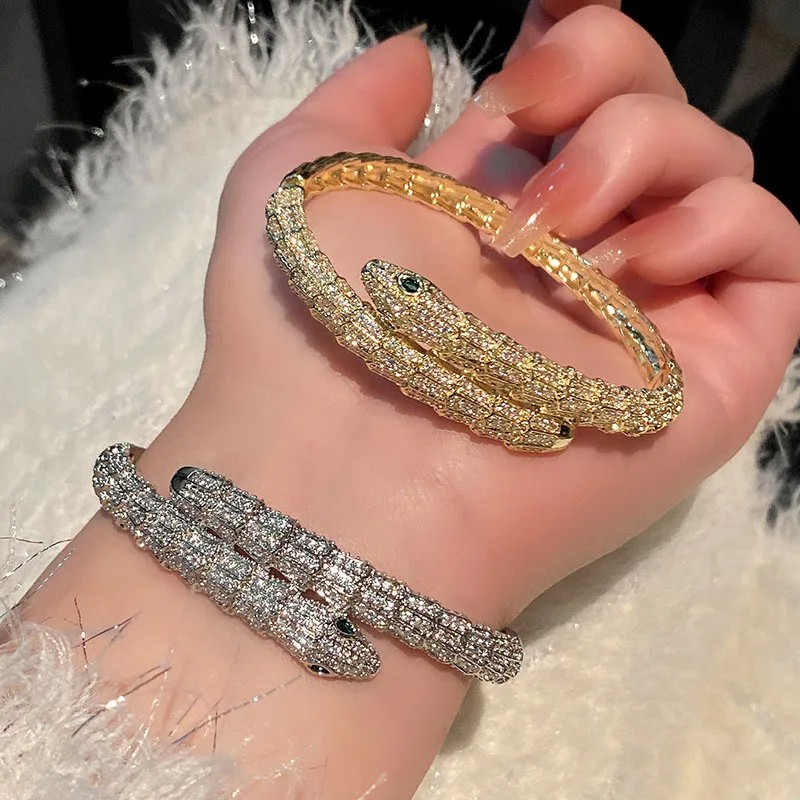 Fashion Snake Bracelet for Women: