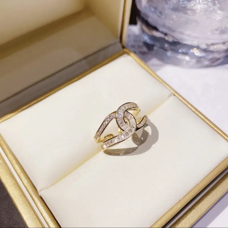 The New Trend Micro Set Zircon Exquisite Opening Ring