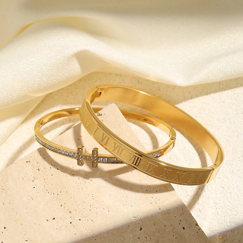 Classical Exquisite Roman Numeral Decorative Bracelets