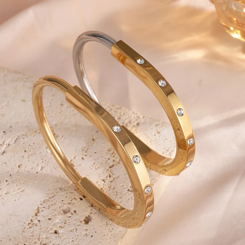 ZAKOL New Stainless Steel Retractable Open Bracelet Bangles for Women