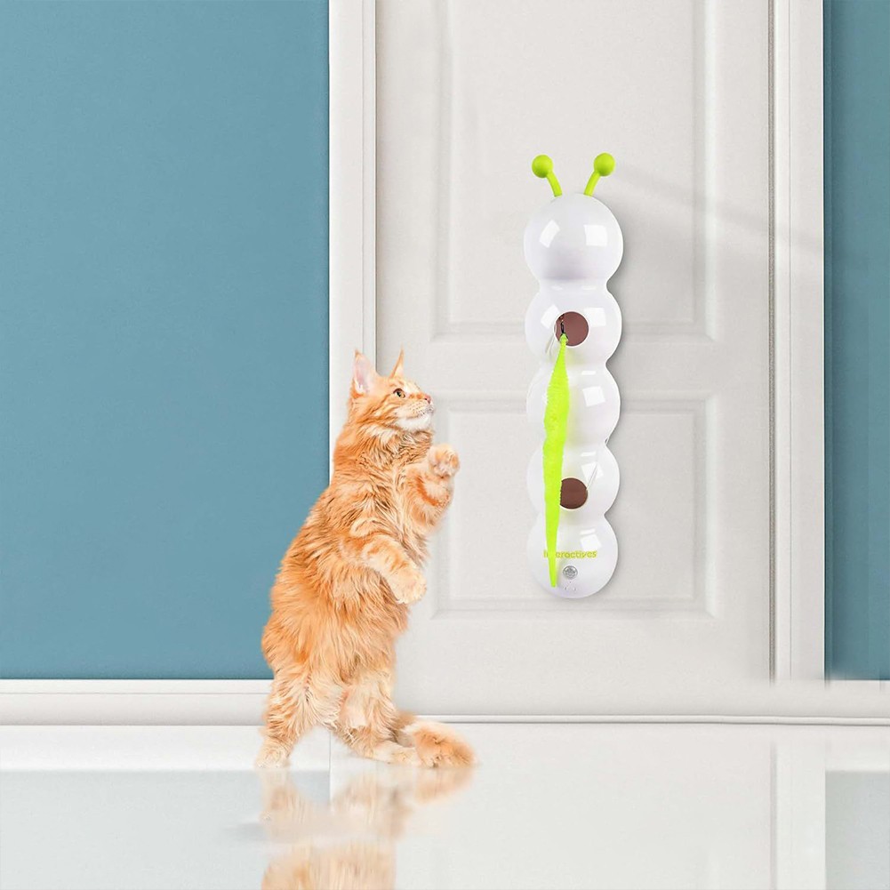 Whirlie Smart Motion Cat Toy with Worm Design