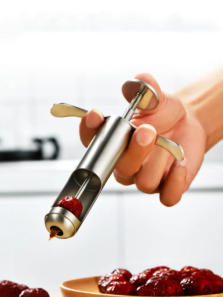 Stainless steel household red dates pitting device