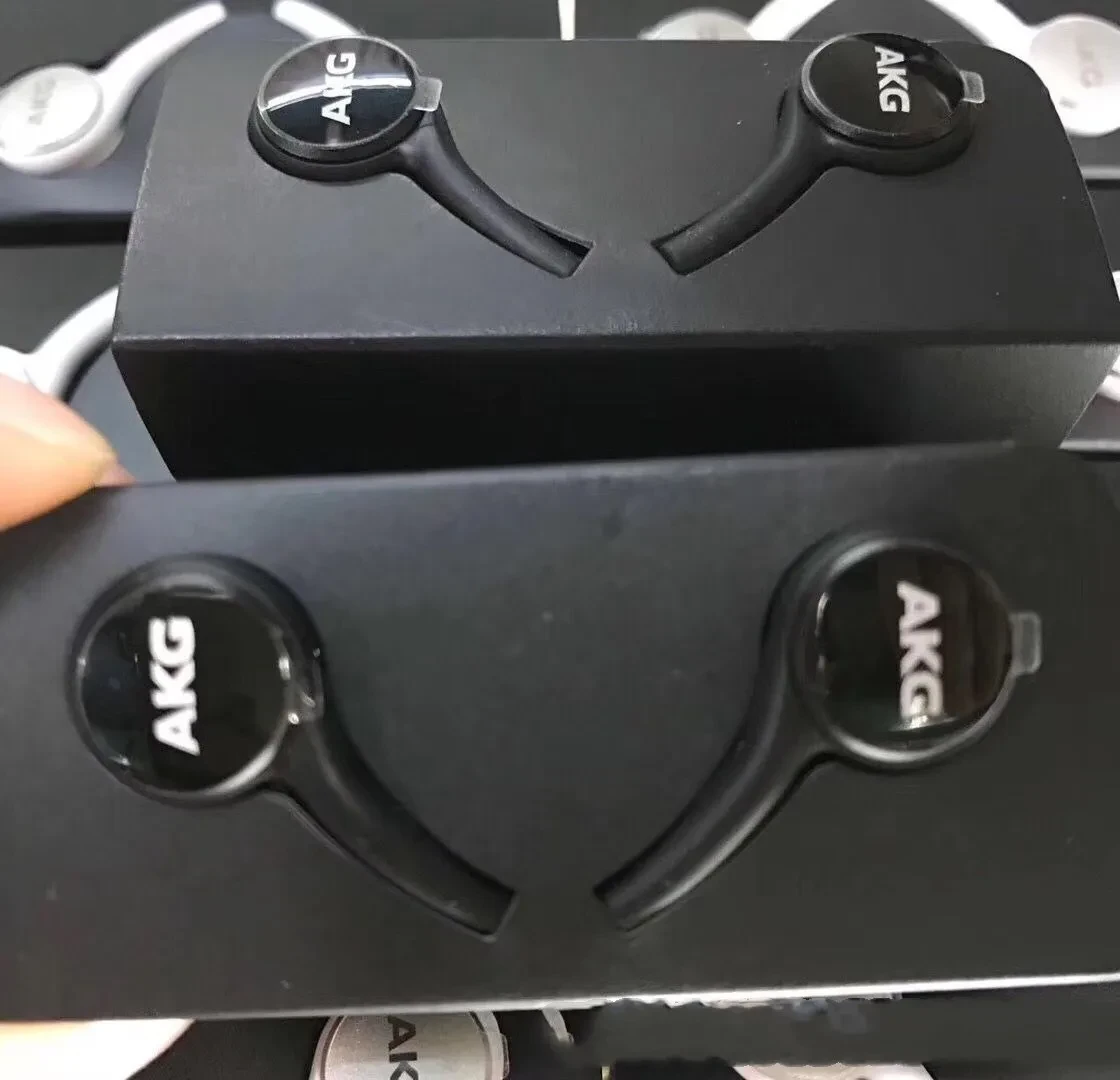 AKG Headphones for Samsung Galaxy S10+