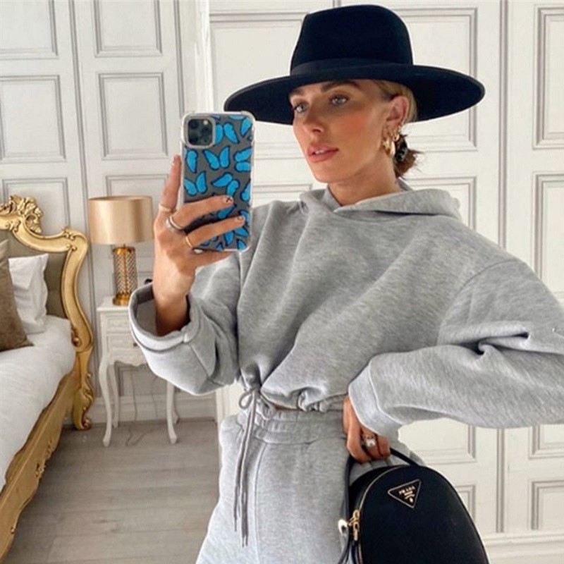 Athleisure Chic: Women's Hoodie & Jogger Duo