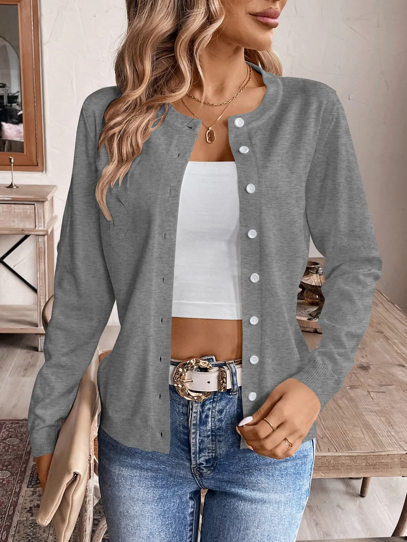 Women's Classic Slim Fit Slimming Long Sleeves Knitted Cardigan Outer Wear