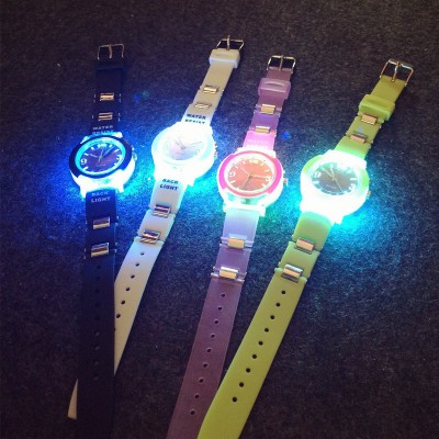 Korean Version Of The LED Light Cool Tide Damen Harajuku Trend Personality Of Students Leisure Sports Night Watch Jelly