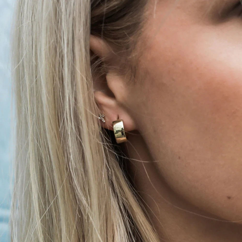 Earrings - Chubby Huggie